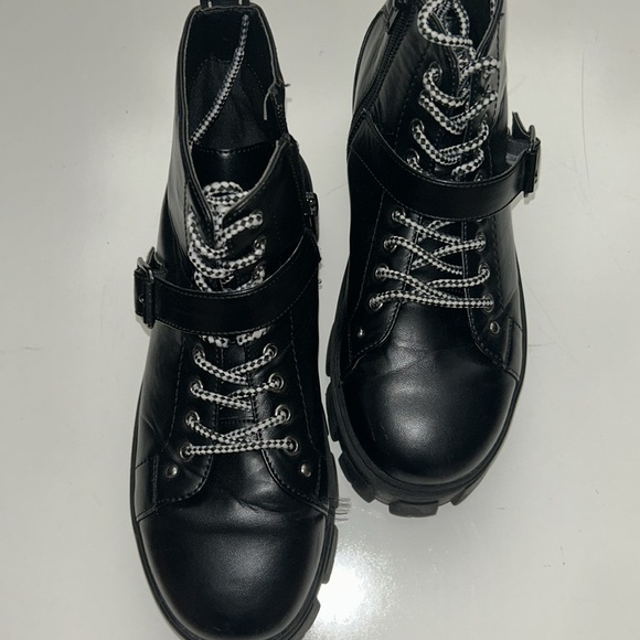 Forever 21 black thick tread boots. Good condition. - Picture 3 of 6